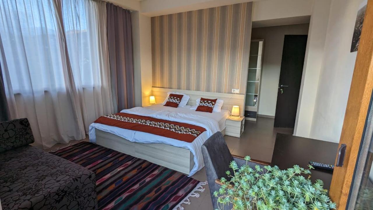 Melia Hotel Goedaoeri Buitenkant foto