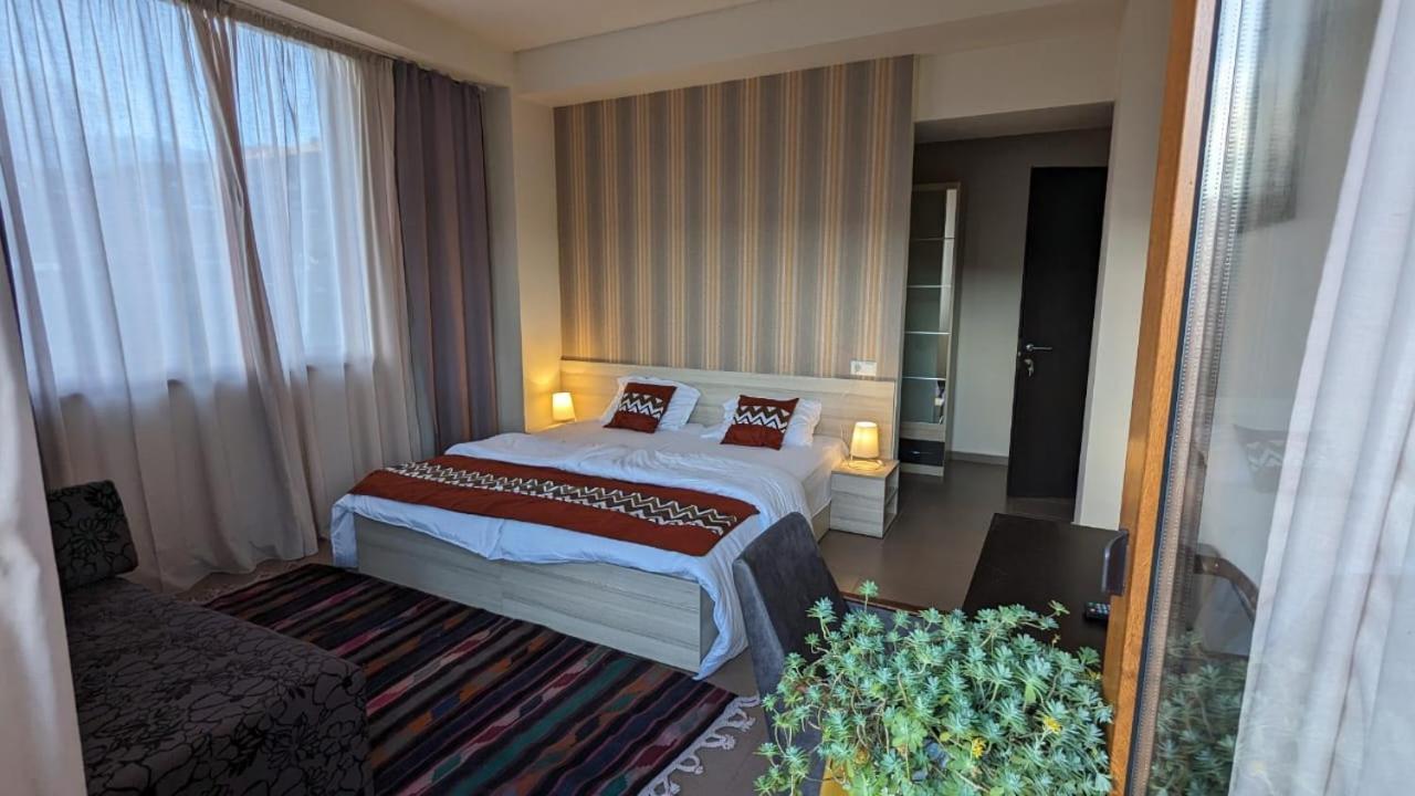 Melia Hotel Goedaoeri Buitenkant foto